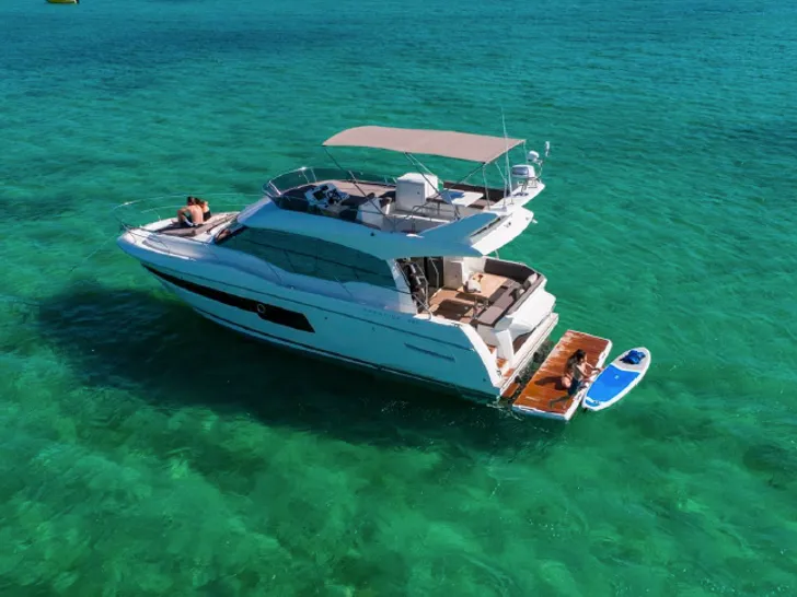 Prestige 460 Fly - anchored aerial shot Prestige 460 Fly - anchored aerial shot