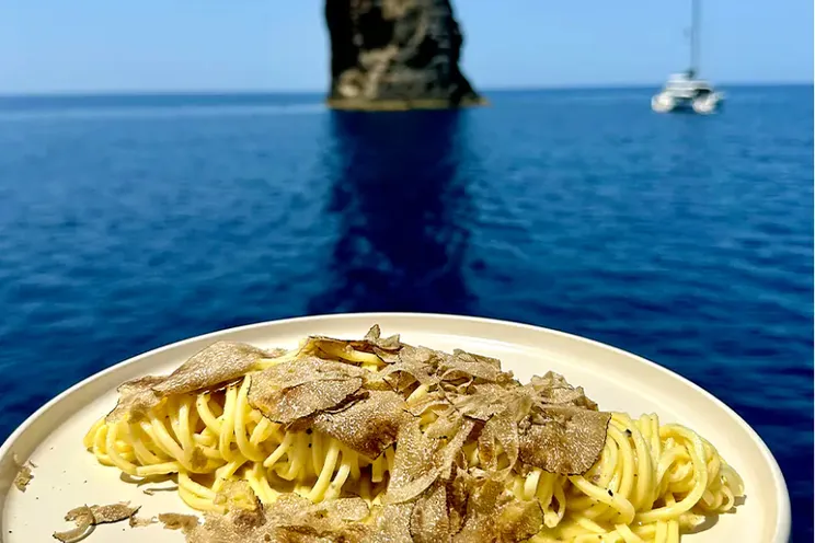 Charter Yacht GLORIA - Lagoon Sixty 5 - 5 Cabins - Naples - Capri - Positano - Amalfi Coast - Italy