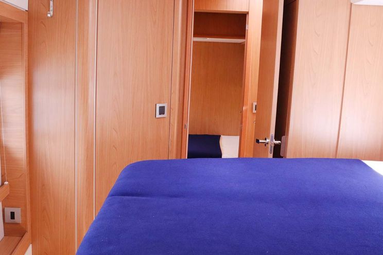 Charter Yacht Bali 5.4 - 2024 - 6 + 2 Cabins - BVI - Tortola