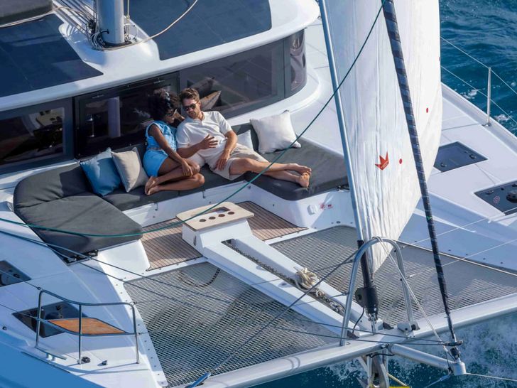 LORAIN Lagoon 51 - Sun Deck LORAIN Lagoon 51 - Sun Deck