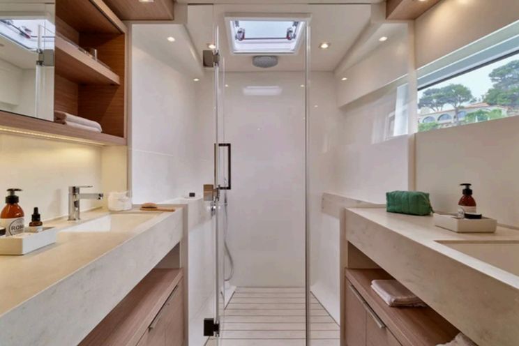 Charter Yacht LORAIN - Lagoon 51 - 5 cabins - Athens - Mykonos - Cyclades - Greece