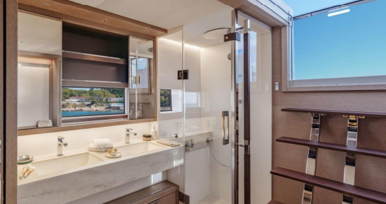 AURA Lagoon Sixty 5 - Jacuzzi