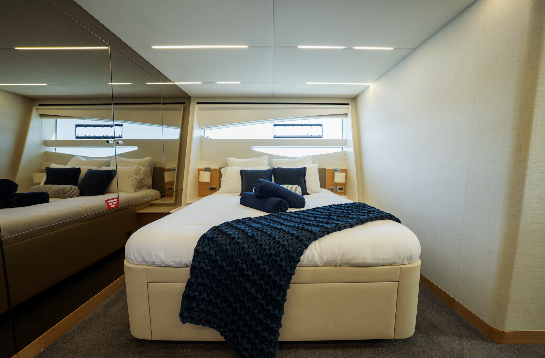 IMPLUSE Numarine 62 Flybridge - queen cabin 1