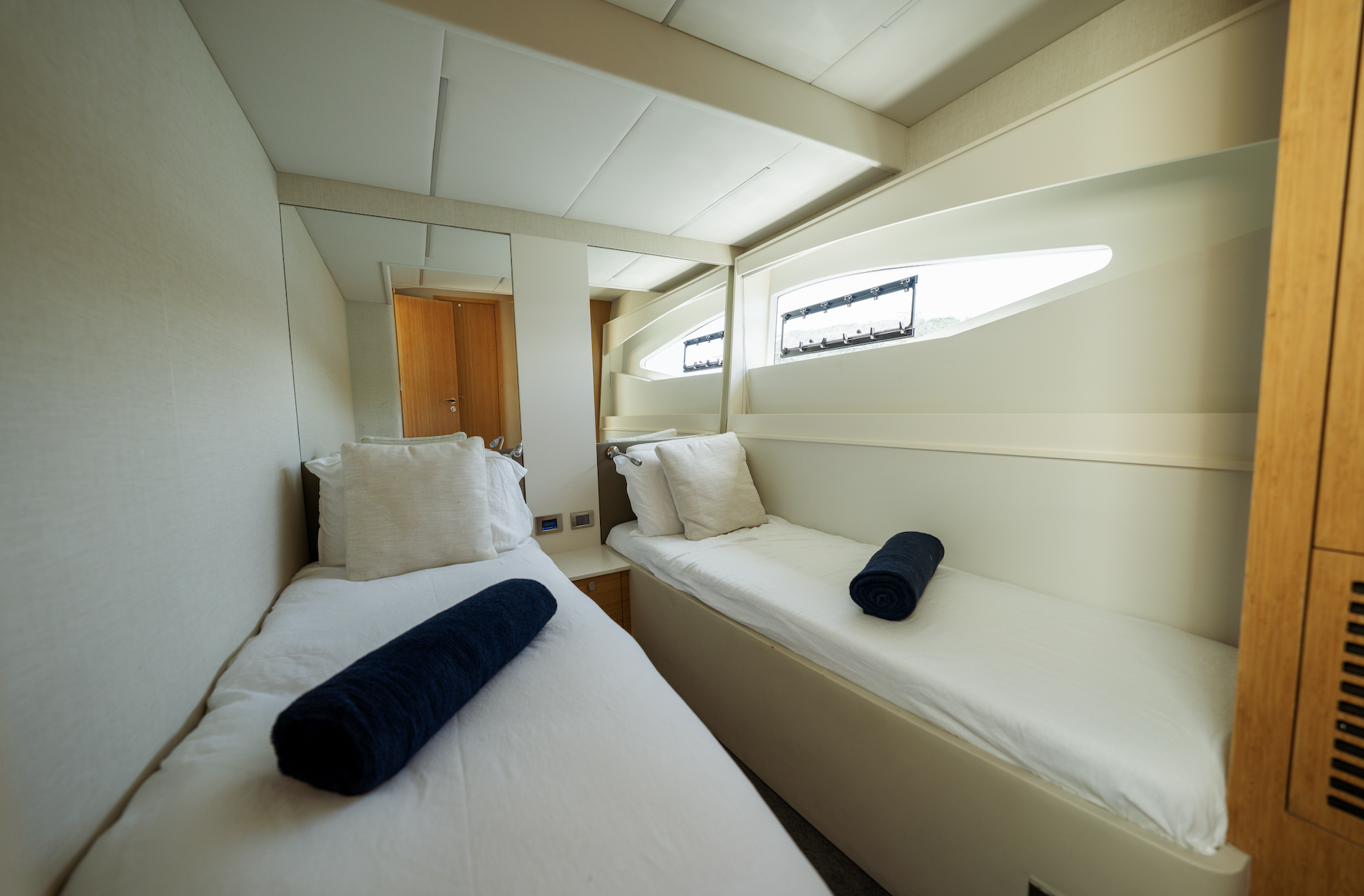 IMPLUSE Numarine 62 Flybridge - twin cabin