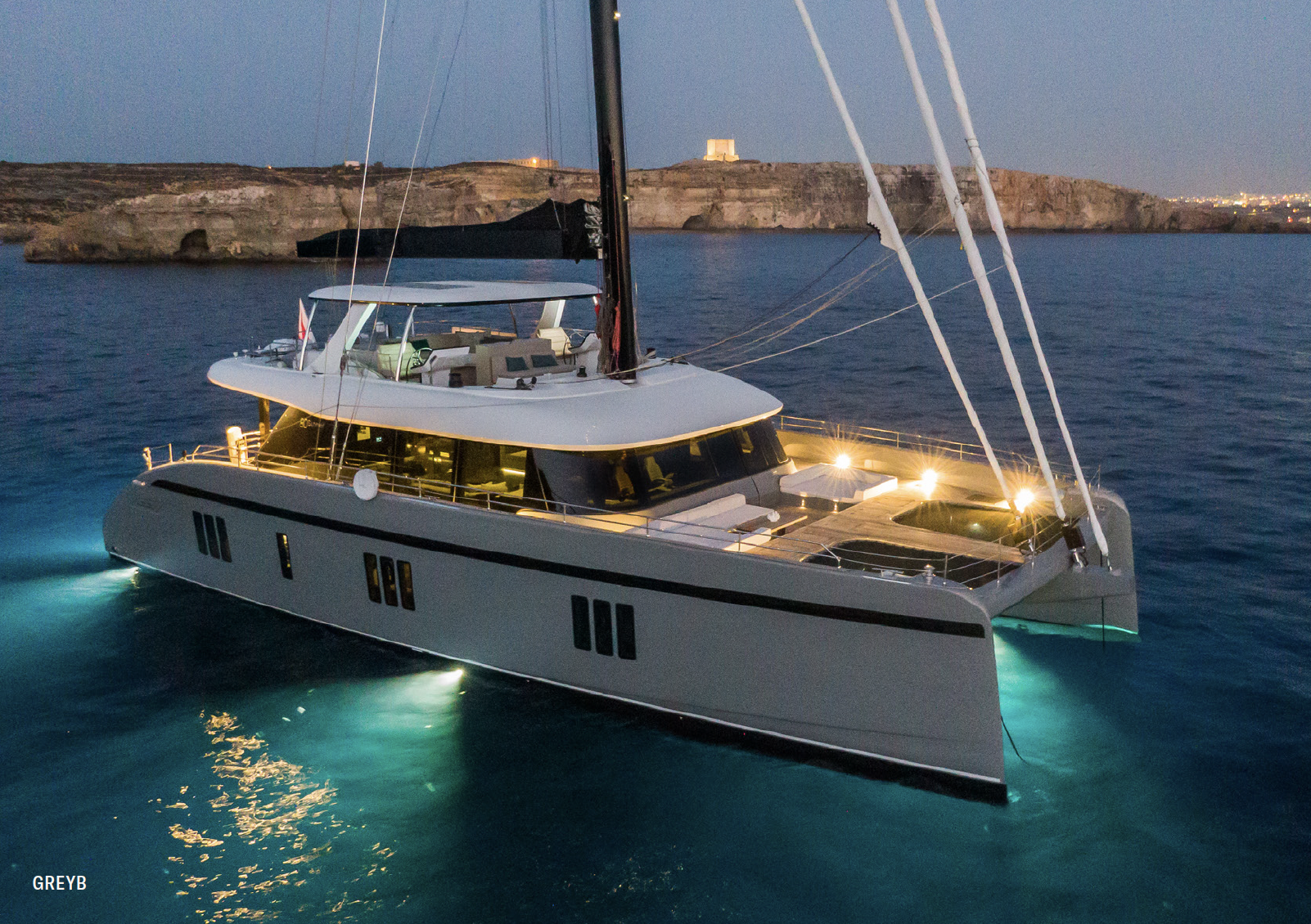 GREYB Sunreef 80 - at night