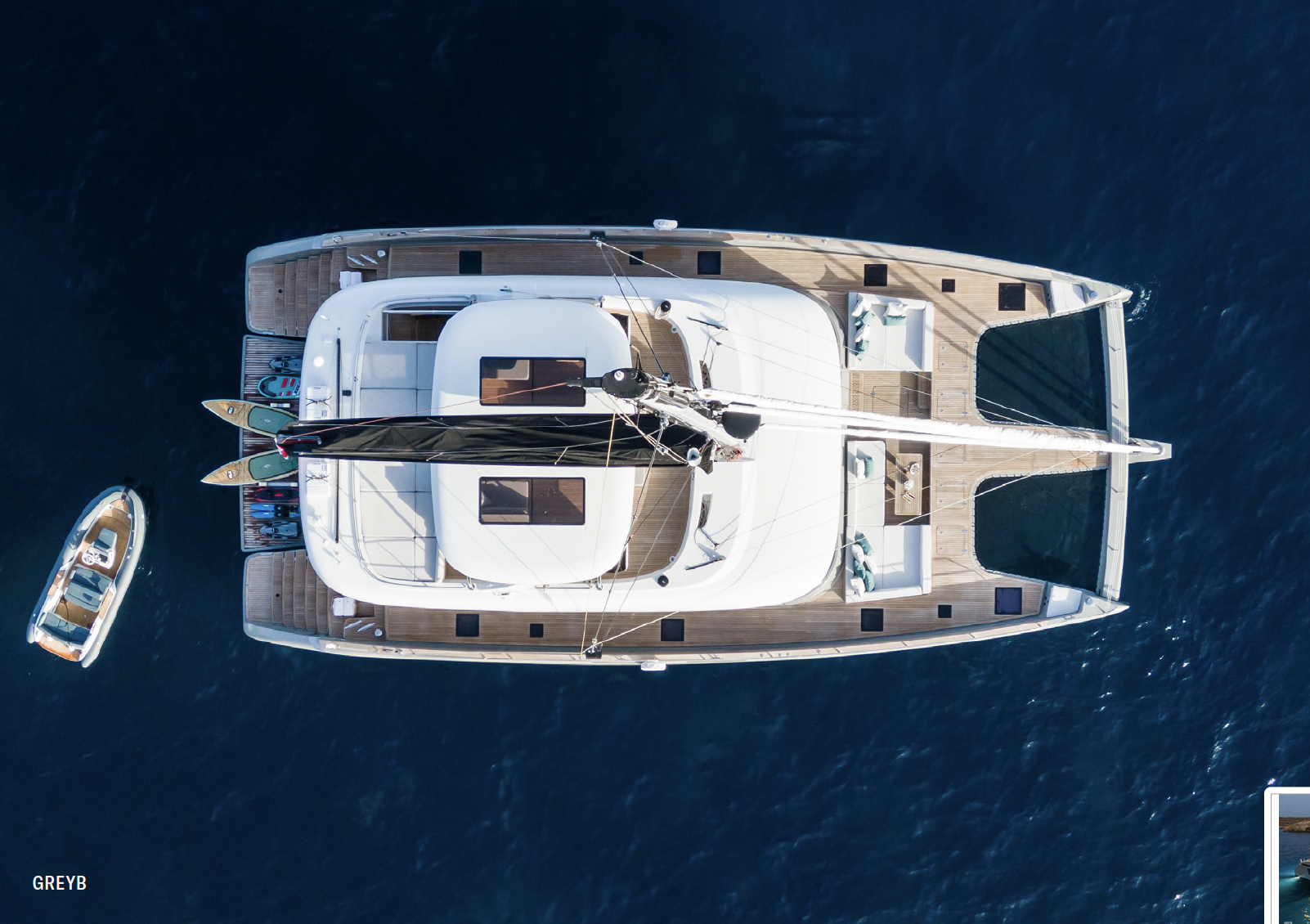 GREYB Sunreef 80 - top aerial shot