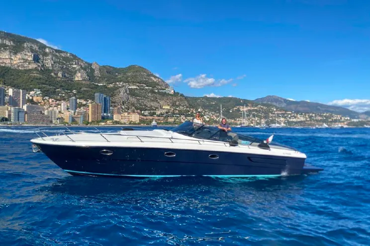 Charter Yacht Itama 40 - Cap Ferrat - Cannes - St Tropez - Nice - Monaco - The French Riviera Day Charter Yacht