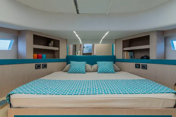 Charter Yacht Gozzo 45 - Golfe Juan - Cannes - Nice - Antibes - St Tropez - The French Riviera Day Charter Yacht