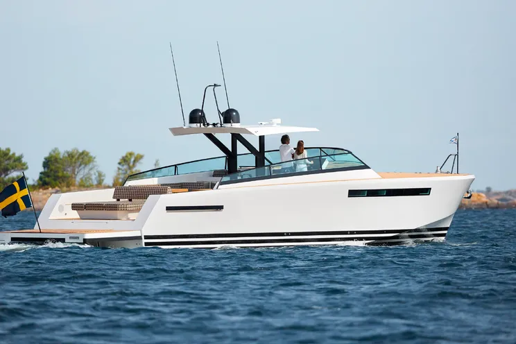 Charter Yacht Delta 60 - Juan les Pins - Antibes - Cannes - St Tropez - Nice - The French Riviera Day Charter Yacht