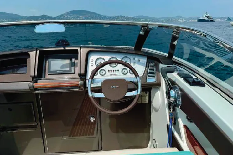 Charter Yacht LULU - Riva Iseo - St Tropez - Cannes - Monaco - The French Riviera Day Charter Yacht