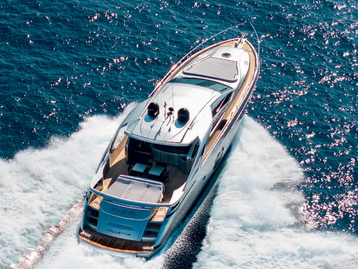 AQUA Pershing 70 - cruising AQUA Pershing 70 - cruising