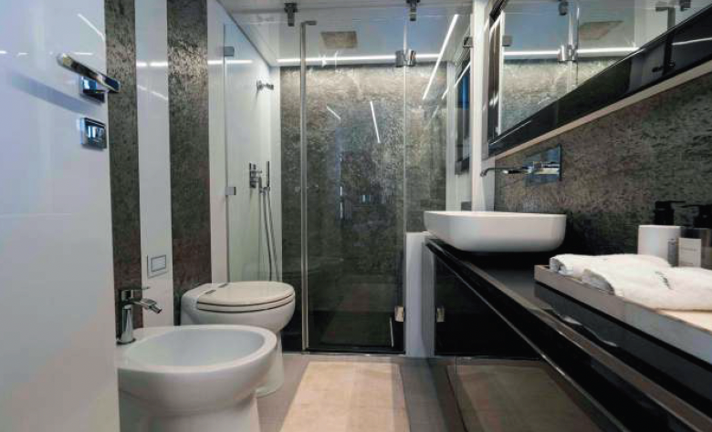 AQUA Pershing 70 - bathroom