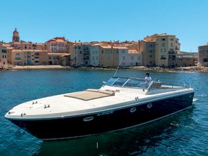 LIBERTY - Itama 48 - St Tropez - Cannes - Monaco - The French Riviera Day Charter Yacht LIBERTY - Itama 48 - St Tropez - Cannes - Monaco - The French Riviera Day Charter Yacht