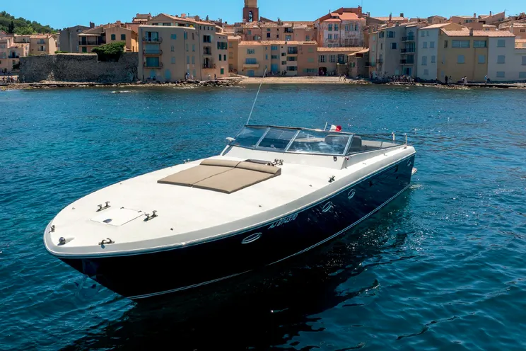 Charter Yacht LIBERTY - Itama 48 - St Tropez - Cannes - Monaco - The French Riviera Day Charter Yacht