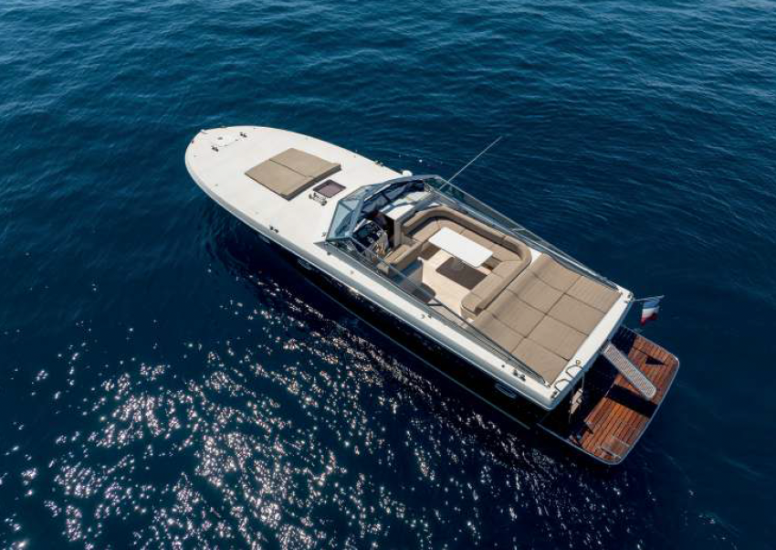 LIBERTY Itama 48 - aerial shot