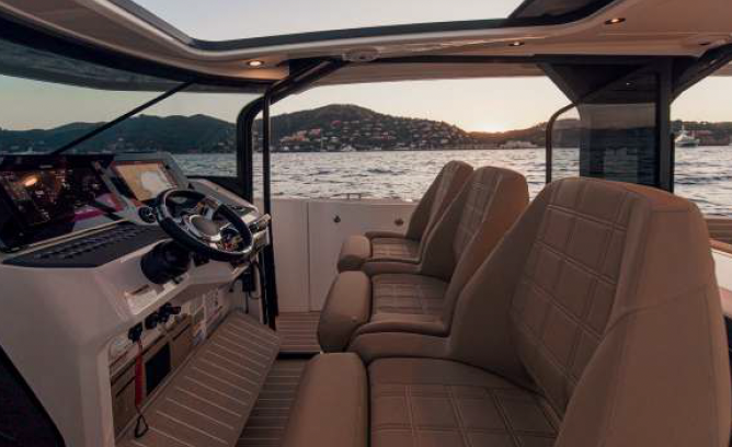 Saxdor 400GTS - cockpit