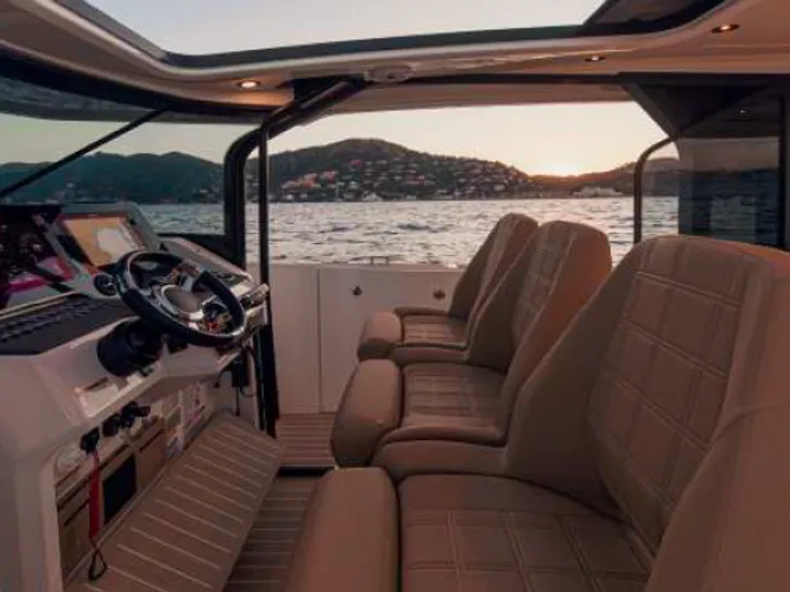 Saxdor 400GTS - cockpit Saxdor 400GTS - cockpit