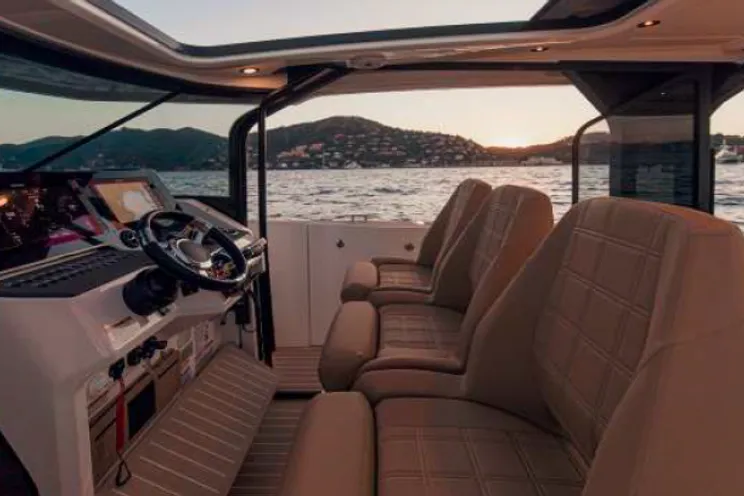 Charter Yacht Saxdor 400GTS - St Tropez - Cannes - Monaco - The French Riviera Day Charter Yacht