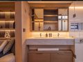 TRIWING ENDOR Lagoon Sixty5 - bathroom TRIWING ENDOR Lagoon Sixty5 - bathroom