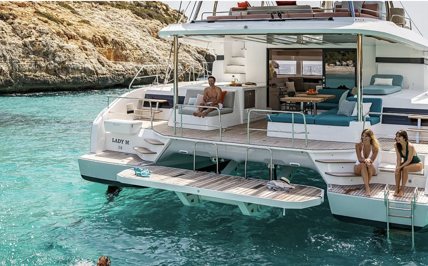 Millenium Lagoon 55 - aft