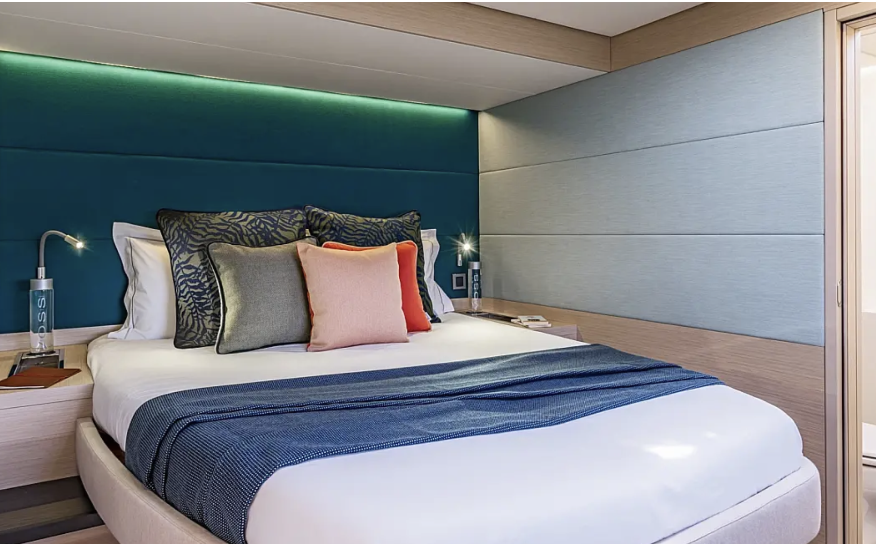 Millenium Lagoon 55 - guest cabin