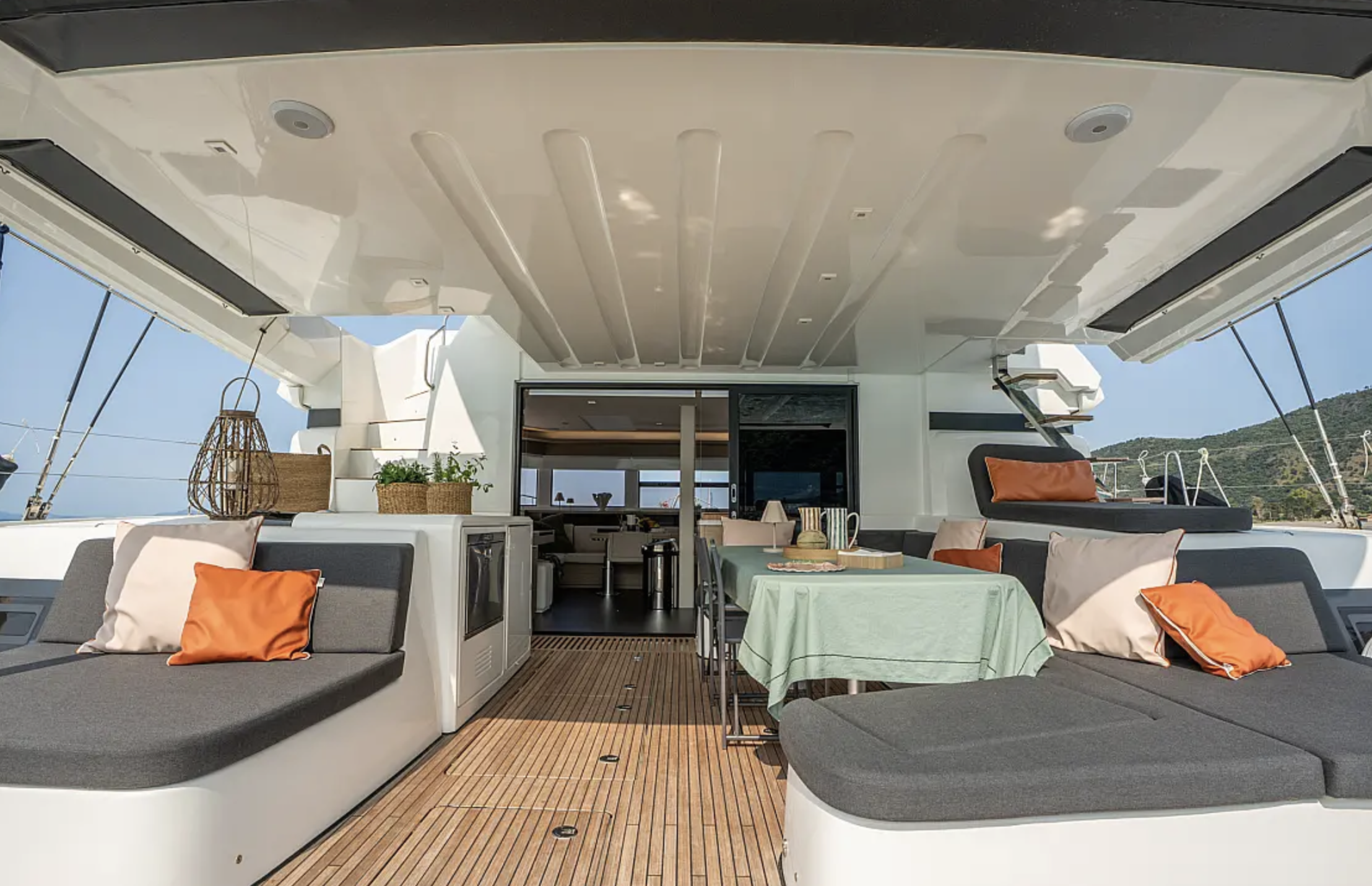 Charter Yacht VEGA - Lagoon 55 - 4 Cabins - Sicily - Lipari - Palermo