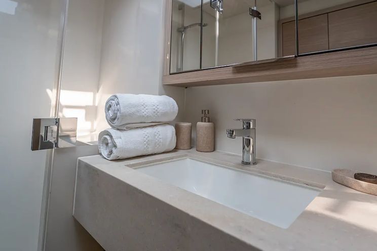 Charter Yacht VEGA - Lagoon 55 - 4 Cabins - Sicily - Lipari - Palermo
