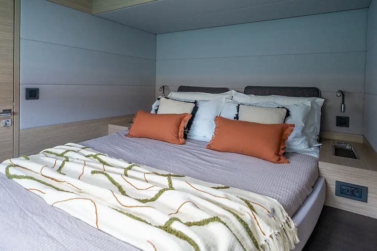 Charter Yacht VEGA - Lagoon 55 - 4 Cabins - Sicily - Lipari - Palermo