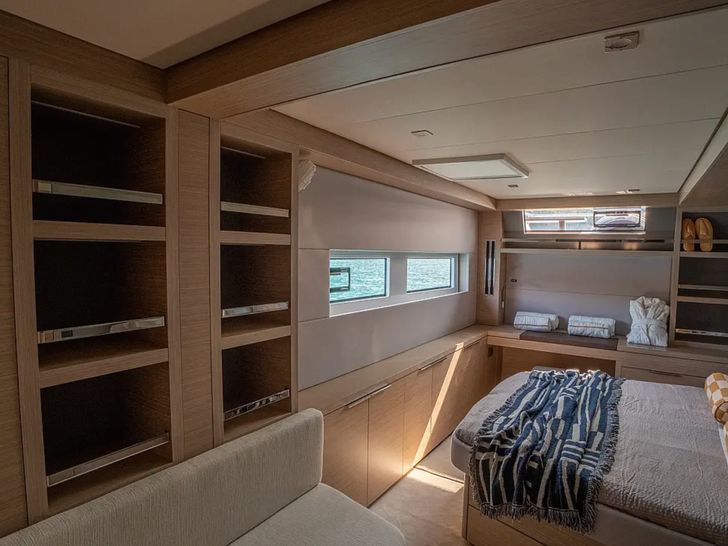 VEGA - Lagoon 55 master cabin VEGA - Lagoon 55 master cabin