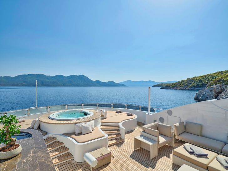 PERSEFONI 1 Mariotti 53 Jacuzzi PERSEFONI 1 Mariotti 53 Jacuzzi