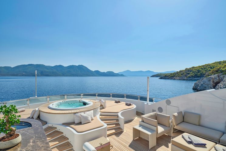 Charter Yacht PERSEFONI 1 - Mariotti 53m - 6 Cabins - Athens - Mykonos - Zakynthos