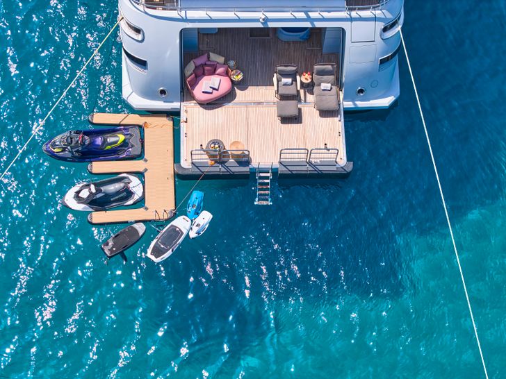 PERSEFONI 1 Mariotti 53 Swim Platform PERSEFONI 1 Mariotti 53 Swim Platform