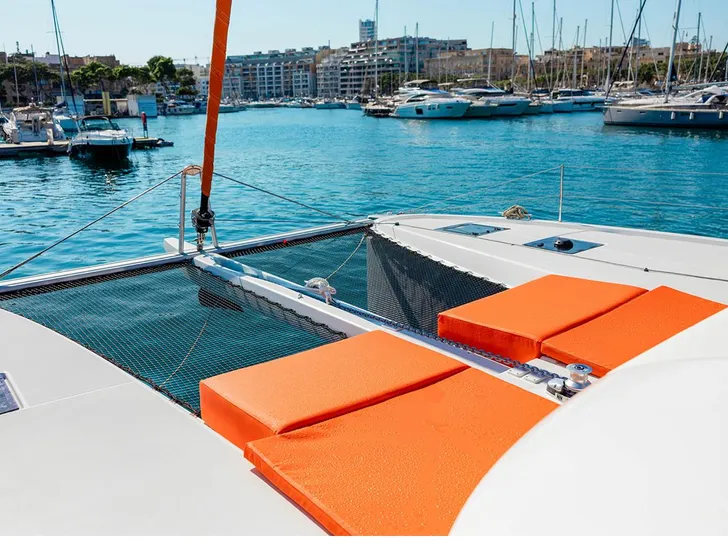 BOSSA NOVA Excess 14 - foredeck net trampolines and sunbathing area BOSSA NOVA Excess 14 - foredeck net trampolines and sunbathing area