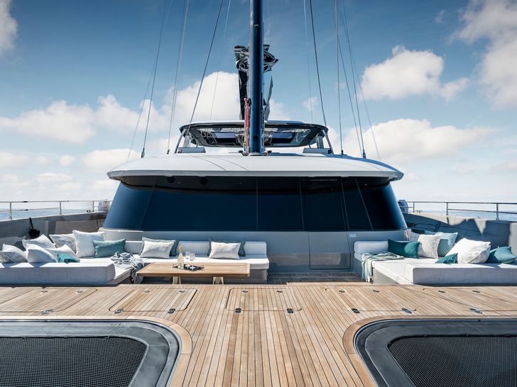 GREYB Sunreef 80 foredeck lounging area