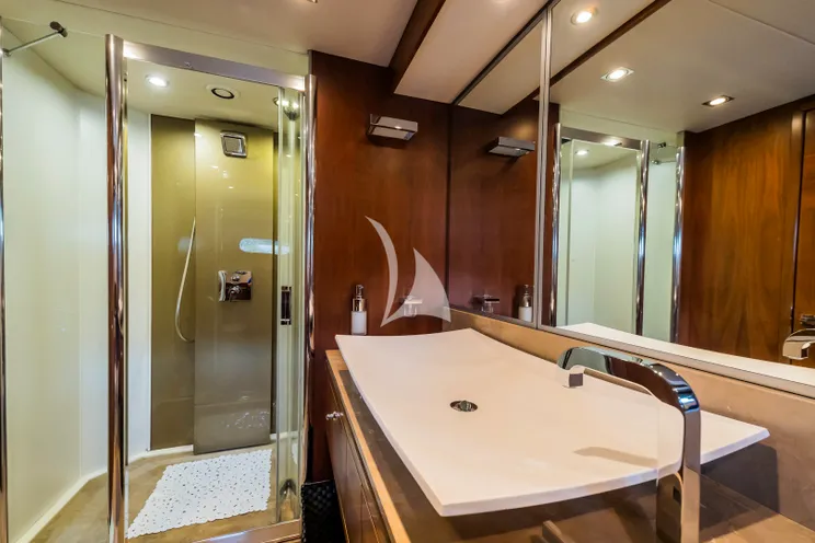 Charter Yacht THE BEST WAY - Sunseeker 86 - 4 Cabins - Split - Dubrovnik - Hvar - Tivat - Croatia