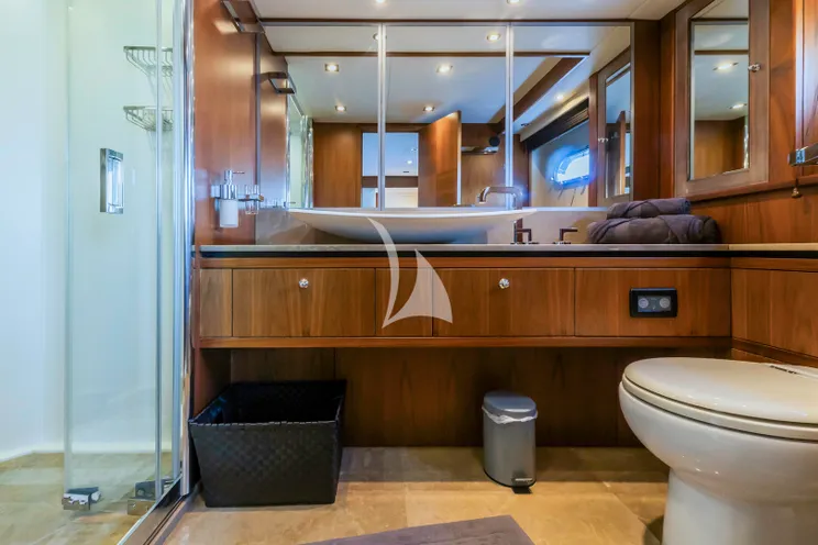 Charter Yacht THE BEST WAY - Sunseeker 86 - 4 Cabins - Split - Dubrovnik - Hvar - Tivat - Croatia