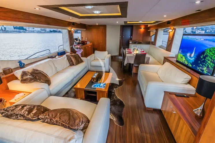 Charter Yacht THE BEST WAY - Sunseeker 86 - 4 Cabins - Split - Dubrovnik - Hvar - Tivat - Croatia