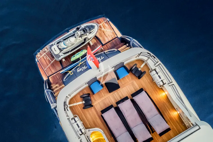 Charter Yacht THE BEST WAY - Sunseeker 86 - 4 Cabins - Split - Dubrovnik - Hvar - Tivat - Croatia