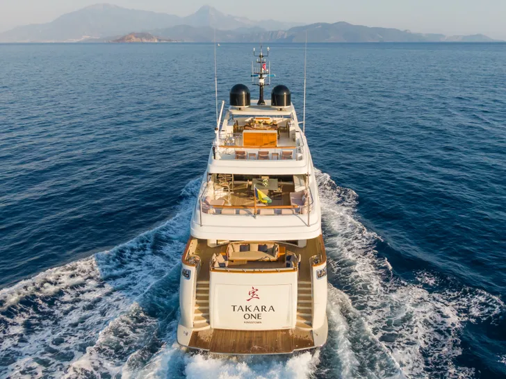 TAKARA ONE Sanlorenzo SD126 - aft shot TAKARA ONE Sanlorenzo SD126 - aft shot