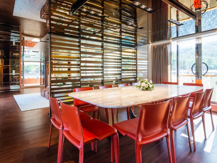 TAKARA ONE Sanlorenzo SD126 - main dining area TAKARA ONE Sanlorenzo SD126 - main dining area