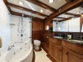 TAKE IT EASIER Umut Yillikci 38m - master cabin bathroom TAKE IT EASIER Umut Yillikci 38m - master cabin bathroom