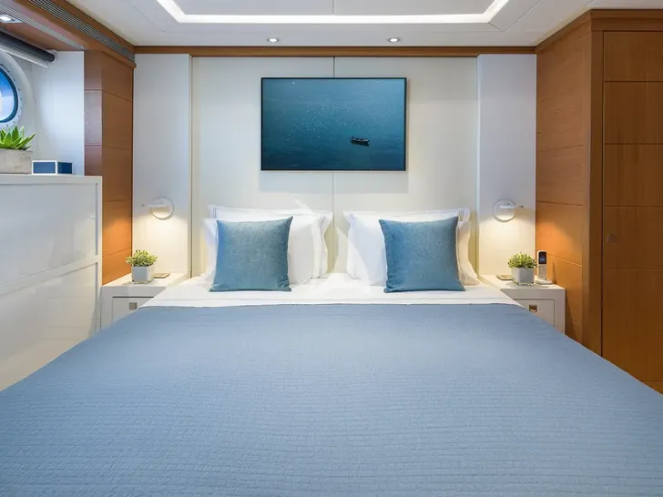 TALIA Heesen 4000 - VIP cabin 3 TALIA Heesen 4000 - VIP cabin 3