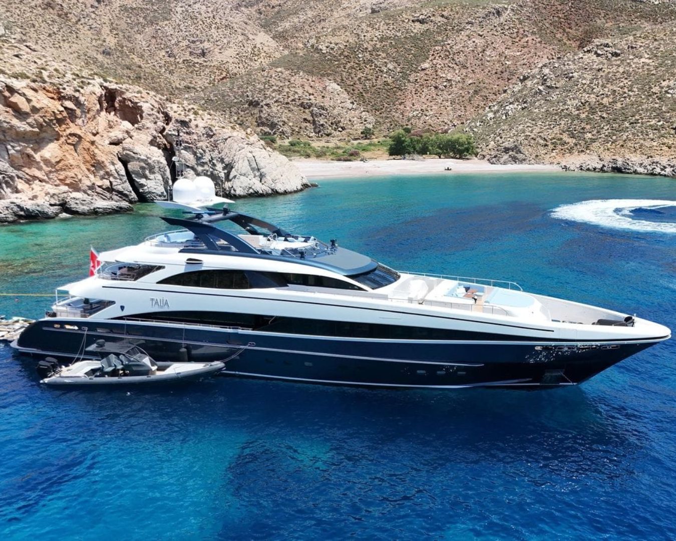 Charter Yacht TALIA - Heesen 4000 - 6 Cabins - Athens - Mykonos - Paros - Cyclades - Greece