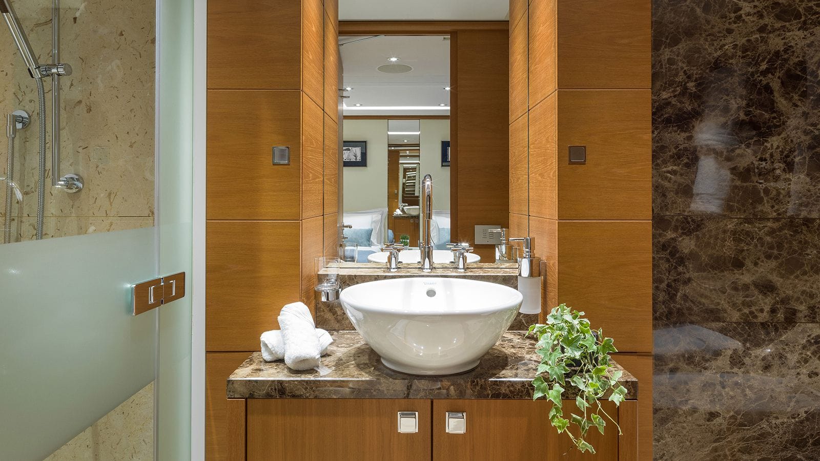 Charter Yacht TALIA - Heesen 4000 - 6 Cabins - Athens - Mykonos - Paros - Cyclades - Greece