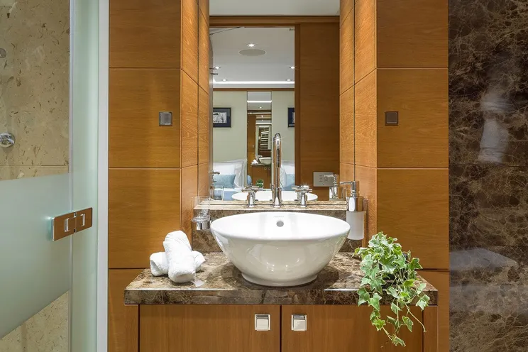 Charter Yacht TALIA - Heesen 4000 - 6 Cabins - Athens - Mykonos - Paros - Cyclades - Greece