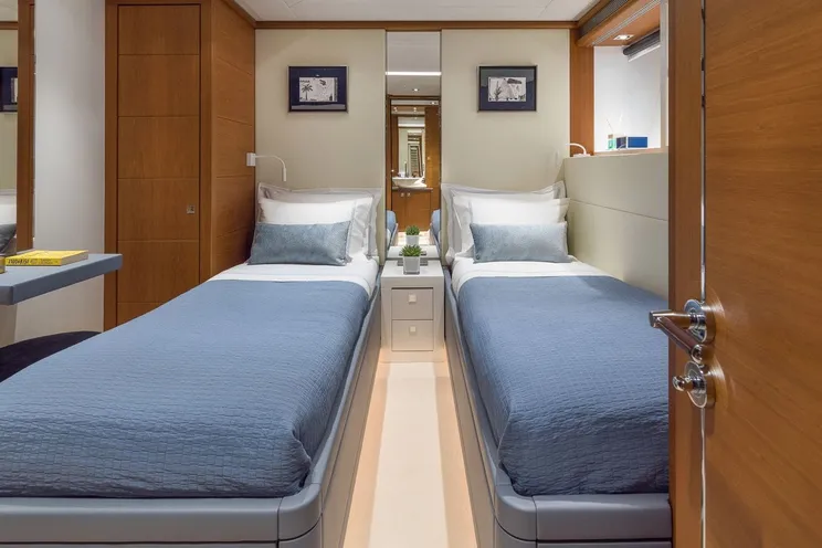 Charter Yacht TALIA - Heesen 4000 - 6 Cabins - Athens - Mykonos - Paros - Cyclades - Greece