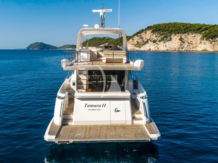 TAMARA II Azimut 66 - stern TAMARA II Azimut 66 - stern