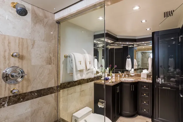 Charter Yacht TANZANITE - Westship 145 - 5 Cabins - Nassau - Exumas - Bahamas