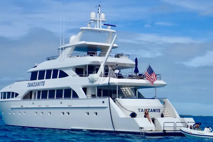Charter Yacht TANZANITE - Westship 145 - 5 Cabins - Nassau - Exumas - Bahamas
