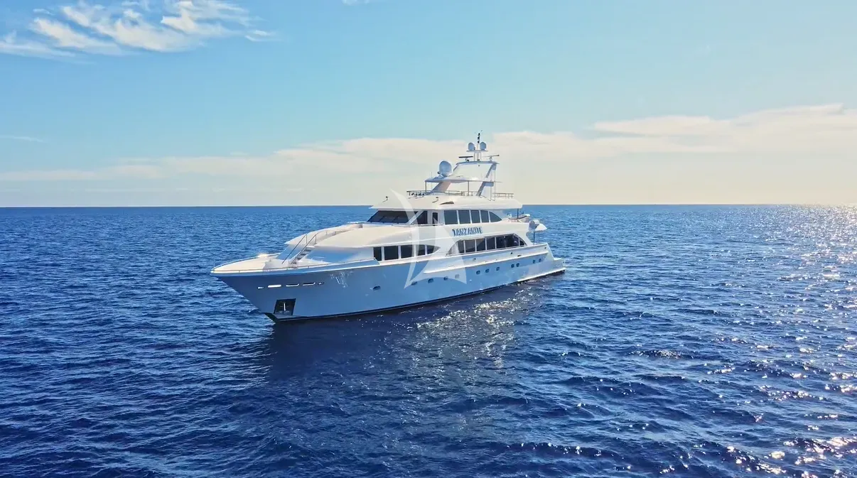 TANZANITE Westship 145 - anchored